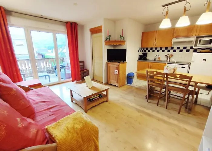 Le 102, T3 Pour 5 Personnes, Vue Montagne, Classe 2 Etoiles Nf, Parking, Piscine En Ete