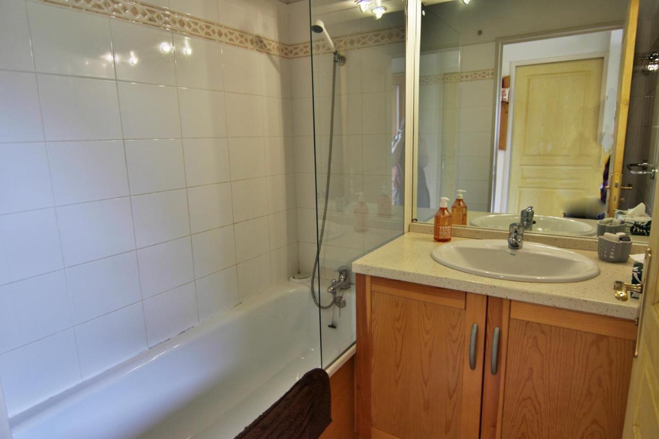 Le 102, T3 Pour 5 Personnes, Vue Montagne, Classe 2 Etoiles Nf, Parking, Piscine En Ete *
