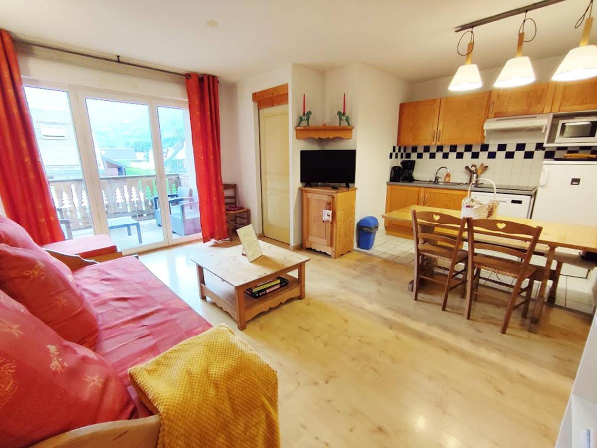 Le 102, T3 Pour 5 Personnes, Vue Montagne, Classe 2 Etoiles Nf, Parking, Piscine En Ete Apartment *