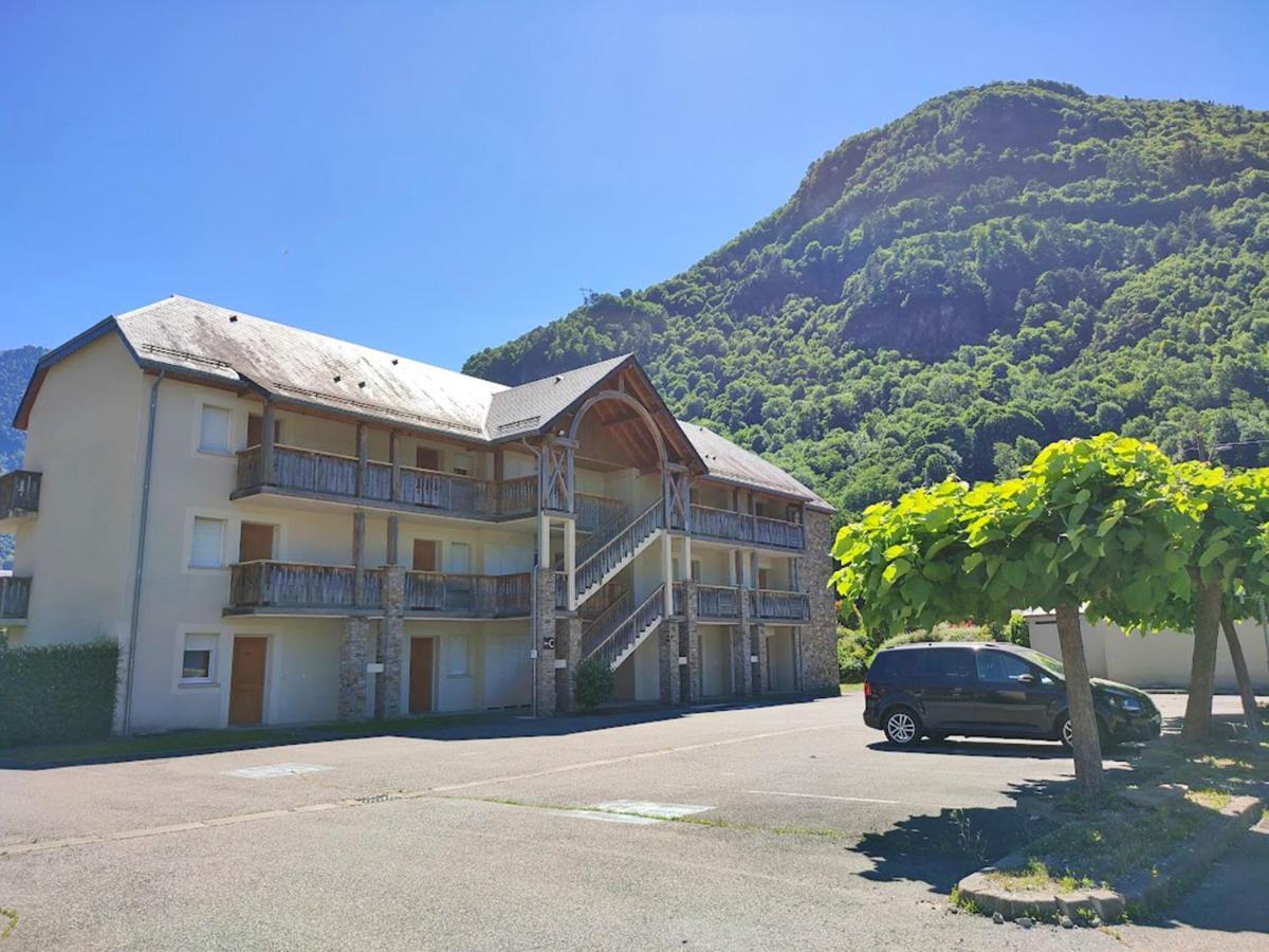 Le 102, T3 Pour 5 Personnes, Vue Montagne, Classe 2 Etoiles Nf, Parking, Piscine En Ete Apartment *