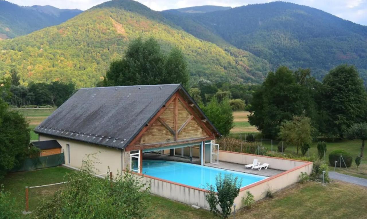 Le 102, T3 Pour 5 Personnes, Vue Montagne, Classe 2 Etoiles Nf, Parking, Piscine En Ete * Bagneres-de-Luchon
